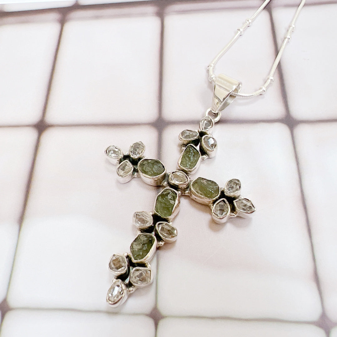 HERKEMIR DIAMOND AND MOLDAVITE PENDANT