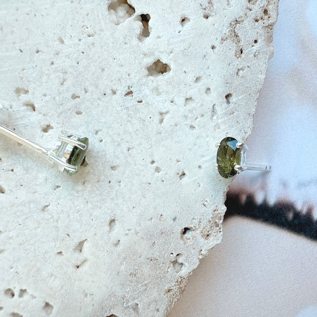 MOLDAVITE STUDS FACETED