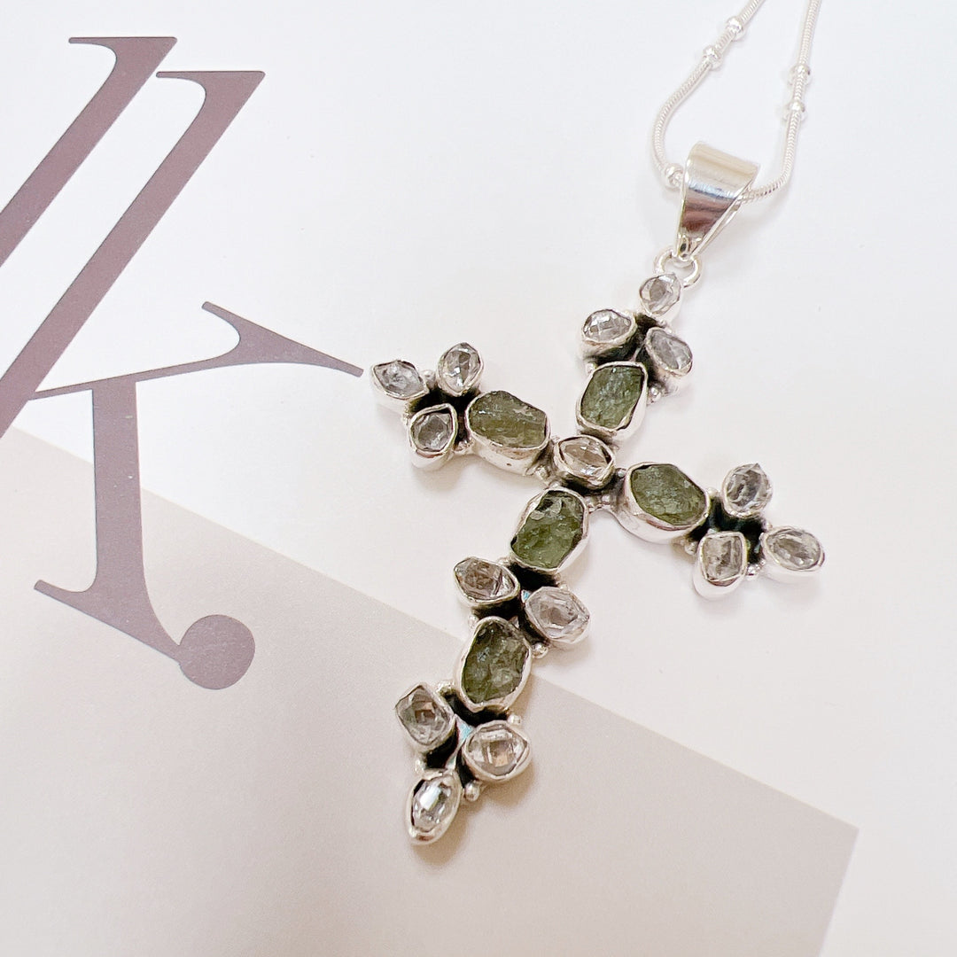 HERKEMIR DIAMOND AND MOLDAVITE PENDANT