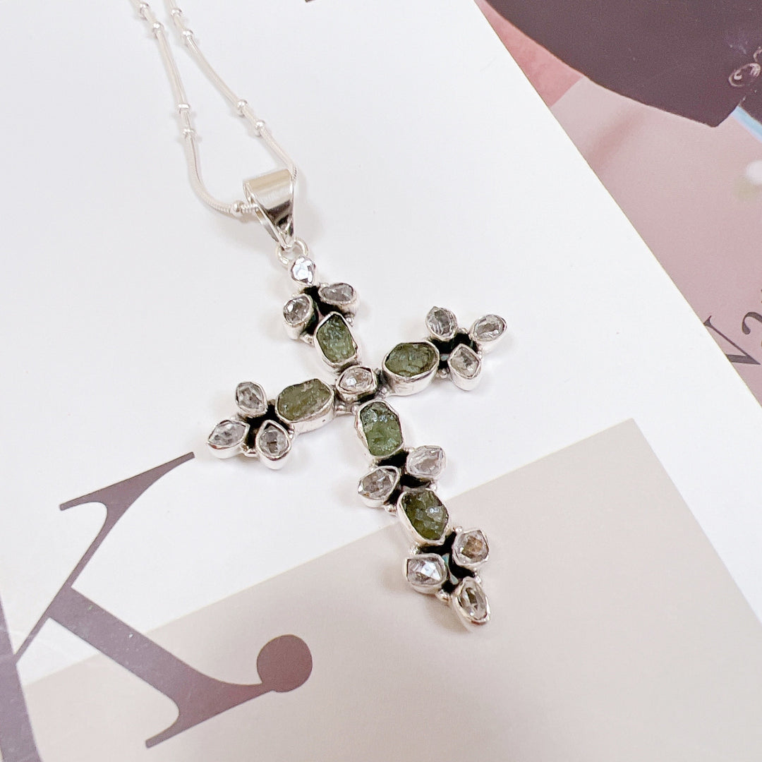 HERKEMIR DIAMOND AND MOLDAVITE PENDANT
