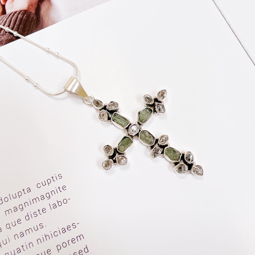 HERKEMIR DIAMOND AND MOLDAVITE PENDANT