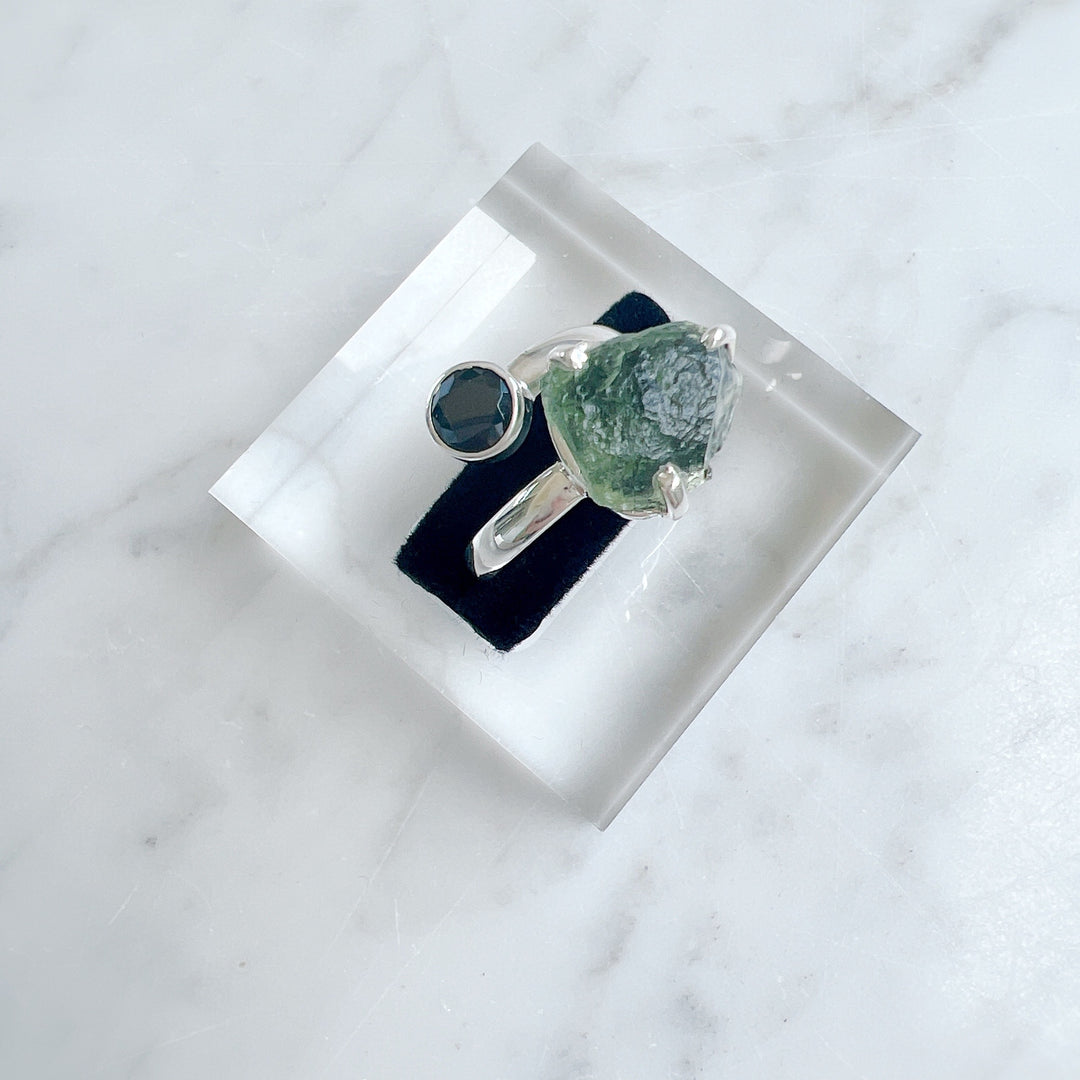 Moldavite & Black Onyx Ring